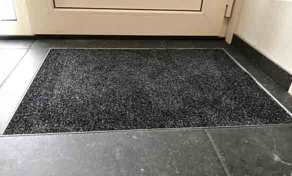Deurmat in de vloer MattenExpert