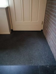 Deurmat in de vloer